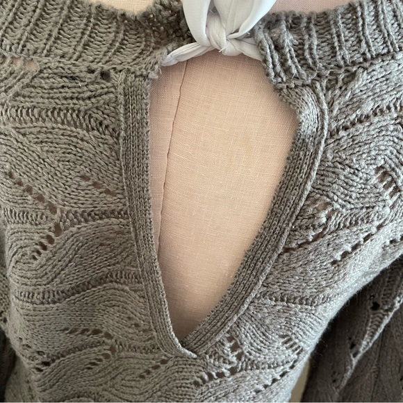 MOON AND MADISON Grey Sweater with Tie Back - Picture 3 of 8